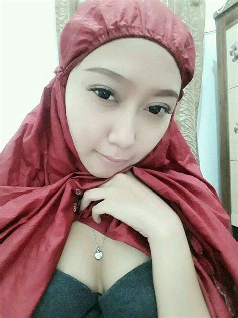 ngentot abg jilbab|Free Jilbab Ngentot Porn